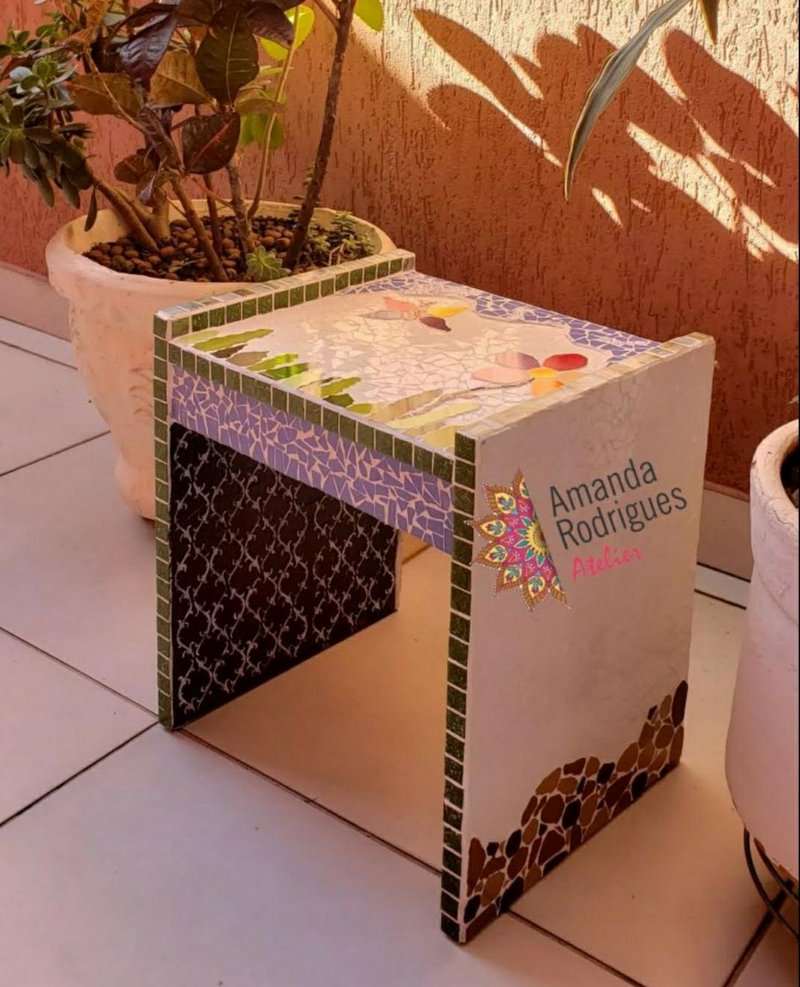 Banco em Mosaico